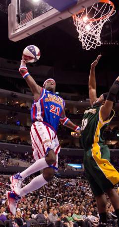 Harlem_Globetrotters_Italian_Tour_2015_verona.jpg