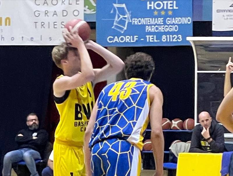 Beffa all'ultimo secondo per la Lampo Caorle