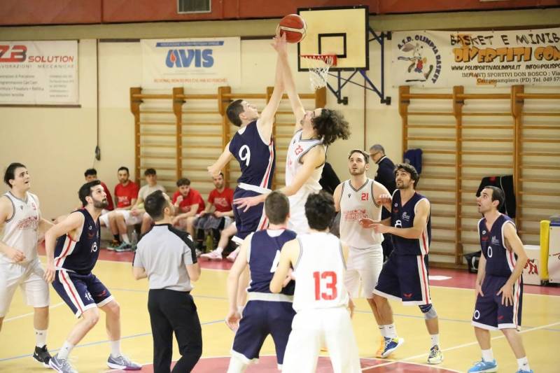 Una partita al limite della perfezione di Malo interrompe la striscia di vittorie dell'Olimpia 