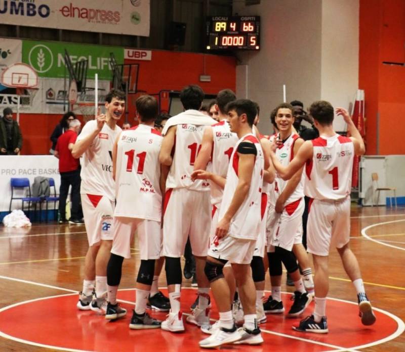 Guerriero irresistibile, stende Verona e conquista la vetta!