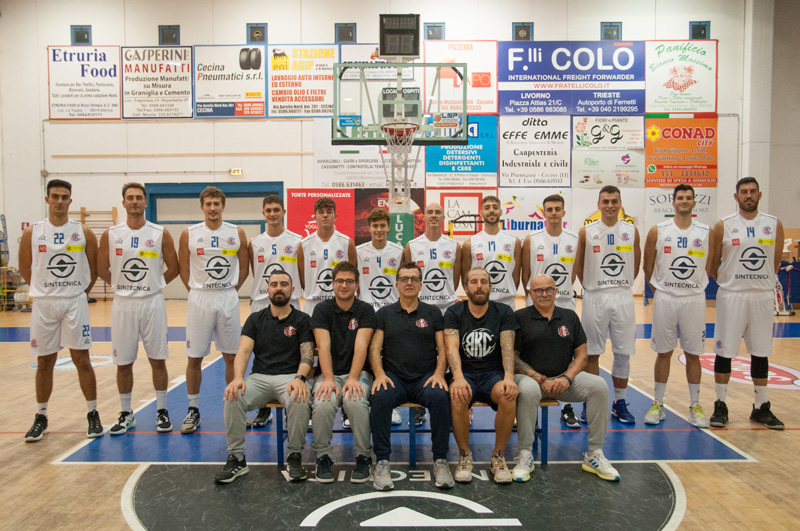 Foto squadra BasketCecina 2023