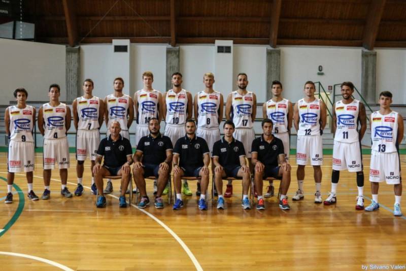 Foto squadra Blu Basket Treviglio 2015