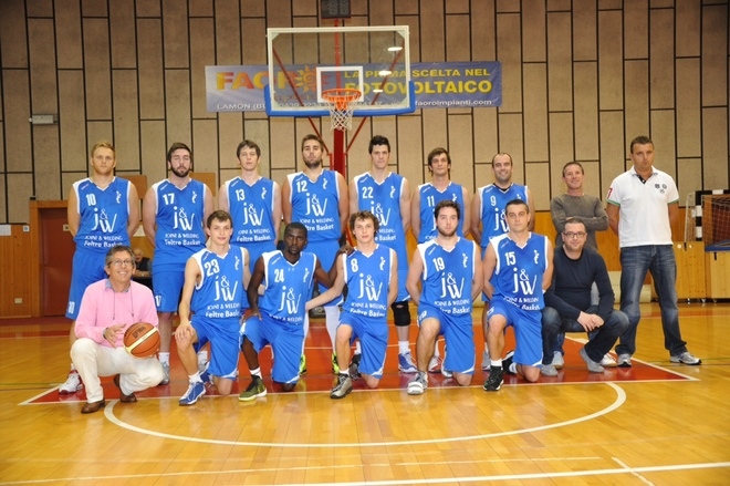 Foto squadra Feltre Basket 2013