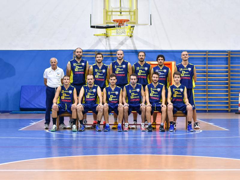 Foto squadra PontremoleseBasket 2018