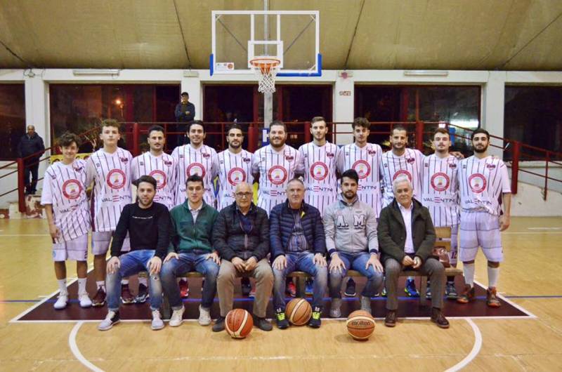 Foto squadra BasketCalimera 2017