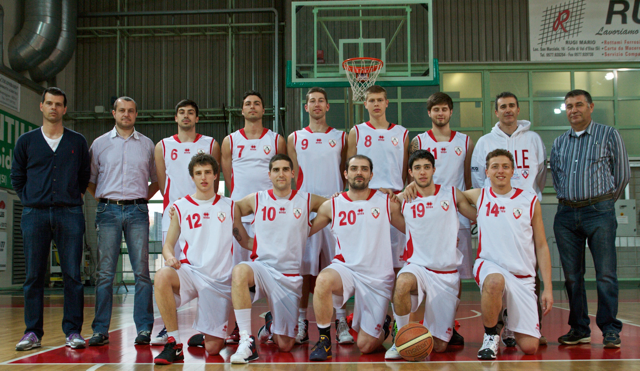 Foto squadra Colle Basket 2013