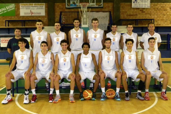 Foto squadra Arona Basket 2015