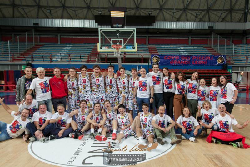 Foto squadra RossobluBasket 2020