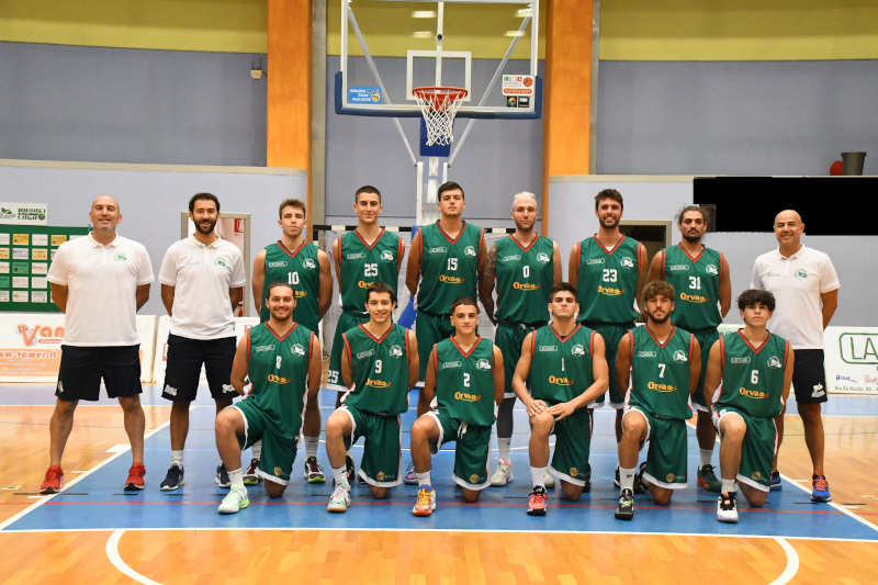 Foto squadra BasketLugo 2023