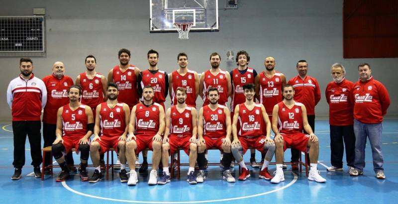 Foto squadra NavileBasket 2019