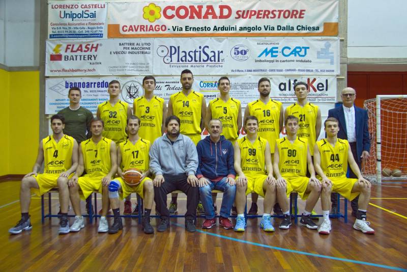 Foto squadra ScuolaBasketCavriago 2019