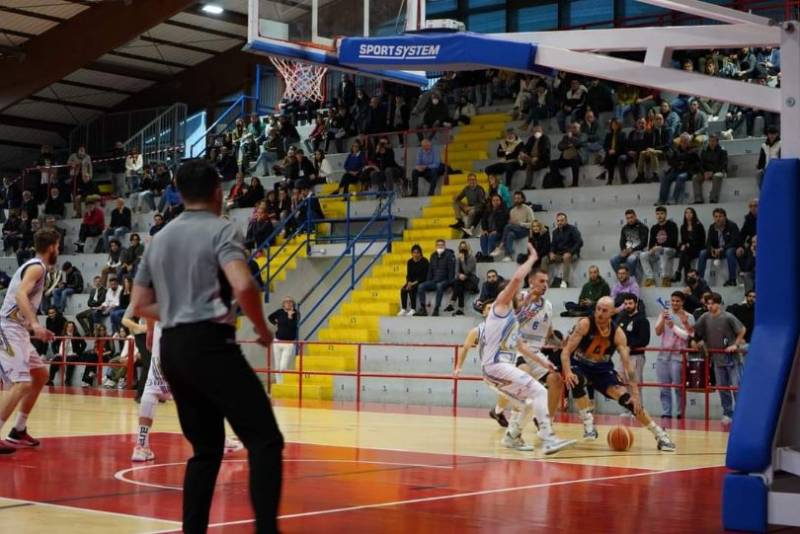 Non basta una generosa prova difensiva e di grande cuore all’Academy: passa Casapulla