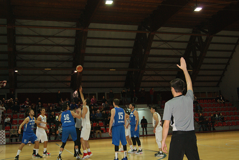 Ancora una bella partita del Basket Acireale che cede di sole sette lunghezze alla vicecapolista
