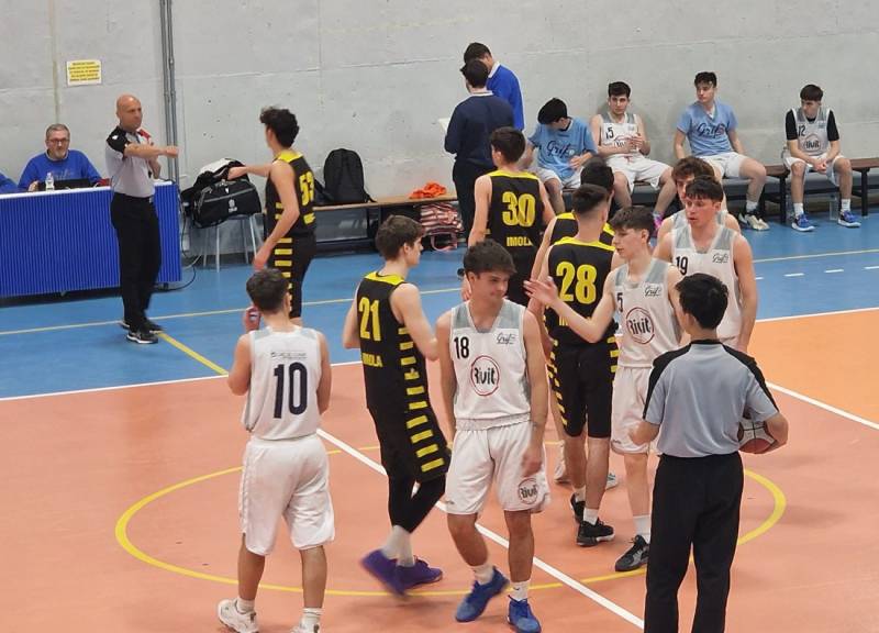 Virtus Imola festeggia il primo posto con Andrea Costa