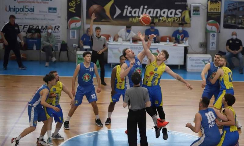 Prova di forza della Scuola Pallacanestro Atri che supera sul parquet di Termoli l'Airino Basket