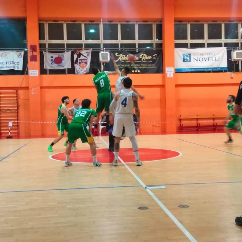 Albano Basket vince e sale al terzo posto: 87-71 a S. Anna Morena