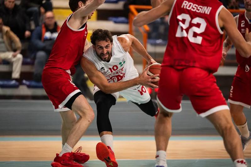 L'Amatori lotta duro ma deve archiviare un altro ko 