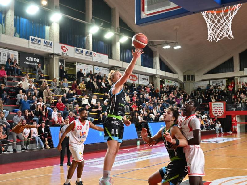 La Tema Sinergie vince il derby in casa dell'Andrea Costa Imola 