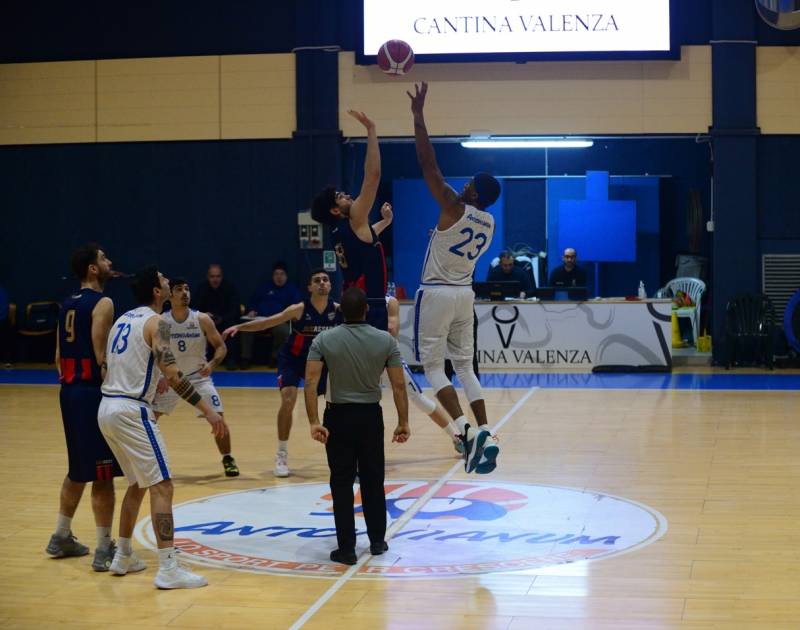 Il CUS Sassari si impone al PalAntonianum 67-84 in un match condotto quasi interamente dai rossoblù