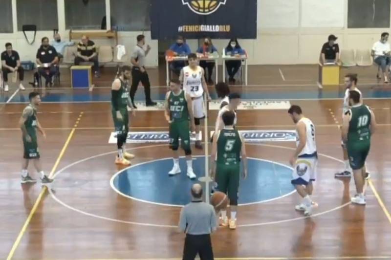La vittoria contro BC Irpinia non basta al Lamezia per poter accedere ai Playoff