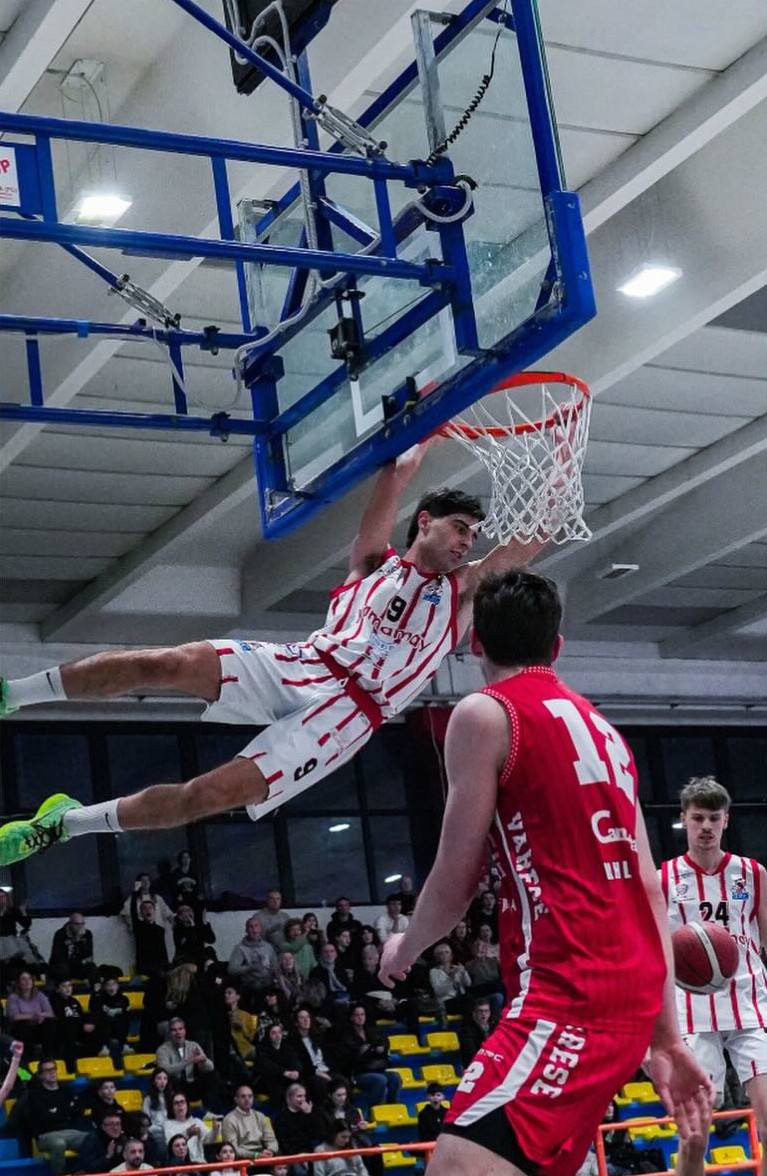 Il derby con Varese termina con una sconfitta per Yamamay BBG che si arrende 75 - 81 