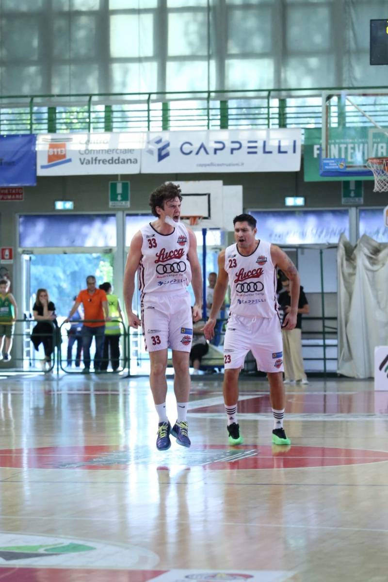 BCL vola in finale playoff!