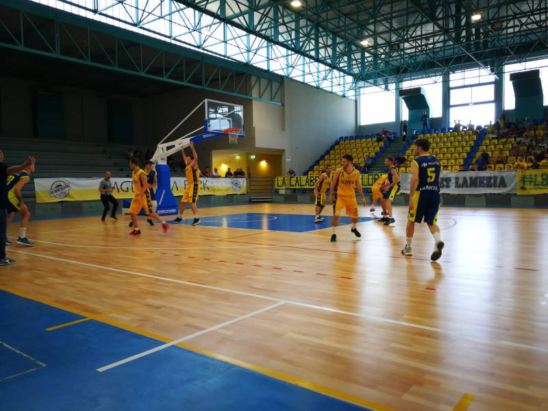 Lamezia batte Montegranaro: domenica la sfida contro San Nicola Basket Cedri