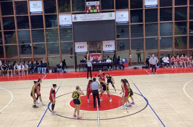 Monologo Potenza al Palapergola, Stabia ancora ko 