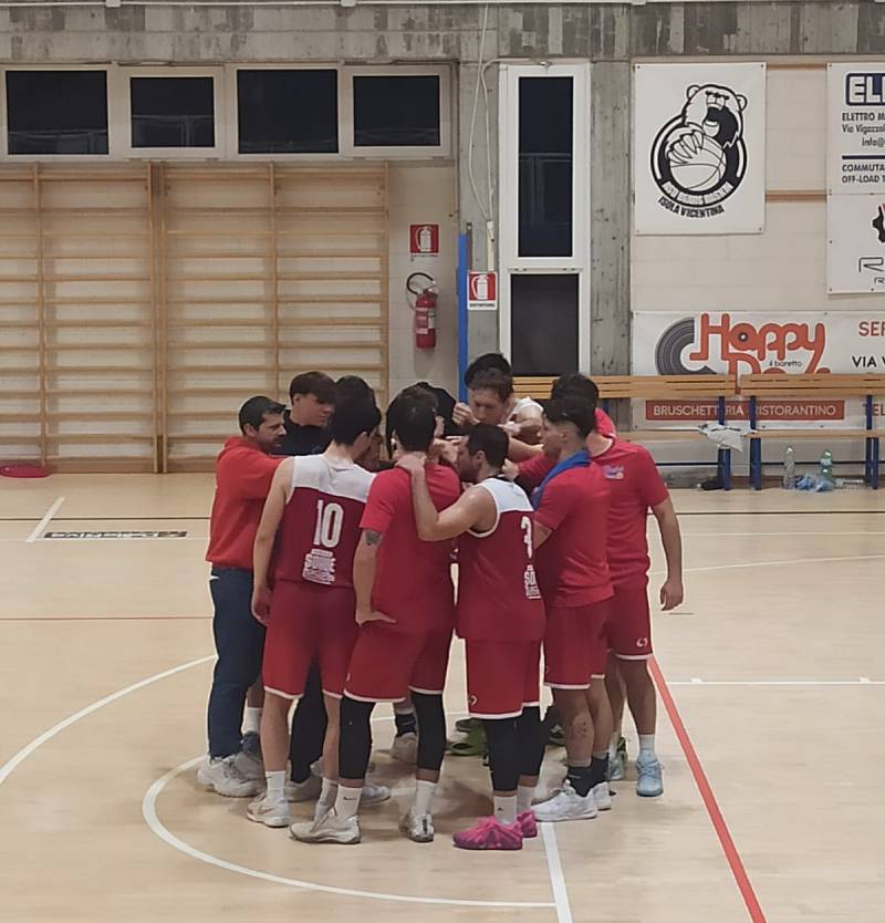 Basket Est Veronese solida a Isola Vicentina 