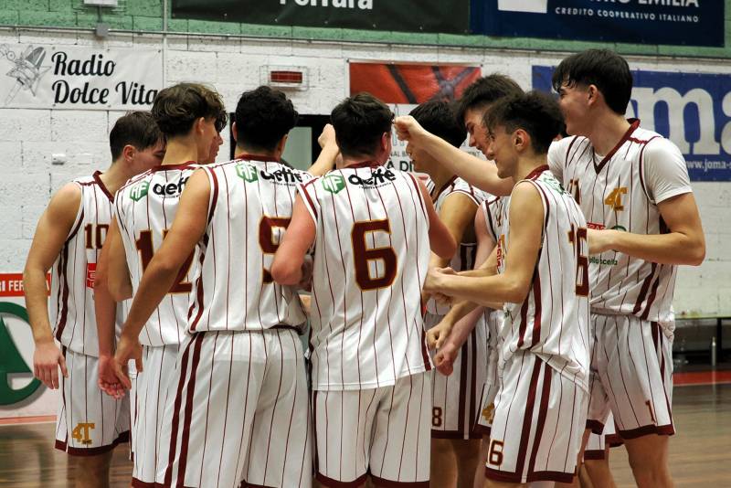 Dopo tre stop consecutivi la Despar 4 Torri/Bondi Vis 2008 ritrova la vittoria