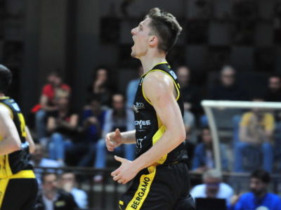 Roderick in versione super-man, BB14 chiude al quarto posto la regular season Roderick in versione super-man, BB14 chiude al quarto posto la regular season