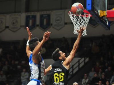 Napoli impone la legge del più forte, Bergamo deve inchinarsi