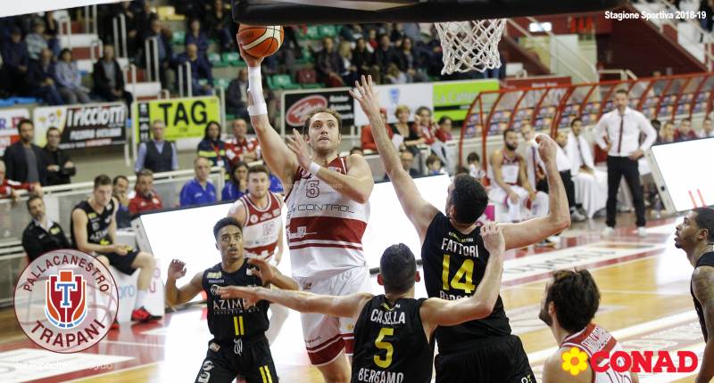 Sconfitta esterna per la Pallacanestro Trapani che interrompe la striscia di 3 vittorie consecutive Sconfitta esterna per la Pallacanestro Trapani che interrompe la striscia di 3 vittorie consecutive