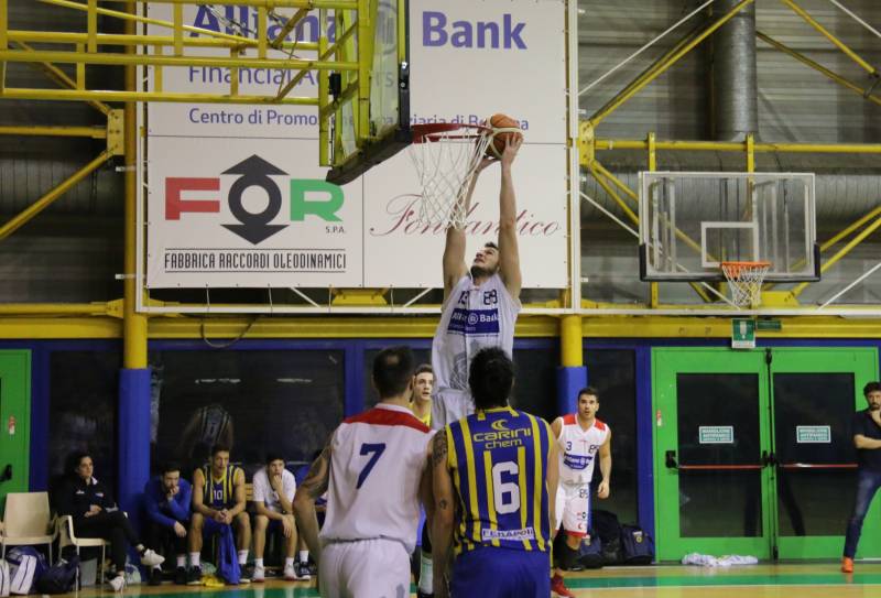 Lo "tsunami" Bologna Basket abbatte Fiorenzuola 