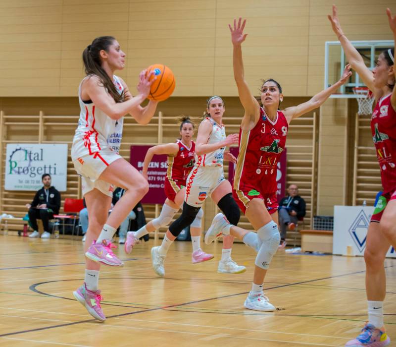 Colpo grosso di Acciaierie Valbruna Bolzano: battuta Mantova 51-45 in una gara entusiasmante