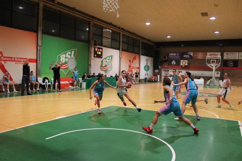 La BSL Luppi Rappresentanze ritrova la via della vittoria: Ferrara battuta 67-46 