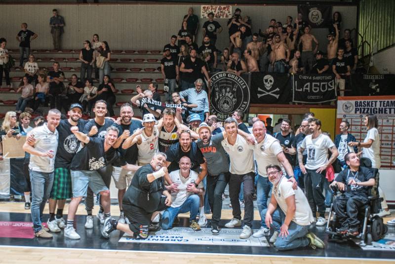 BT 1995 Pizzighettone-Dinamo Gorizia 78-71. Si ferma in gara 3 l'ottimo percorso dei goriziani. L'em