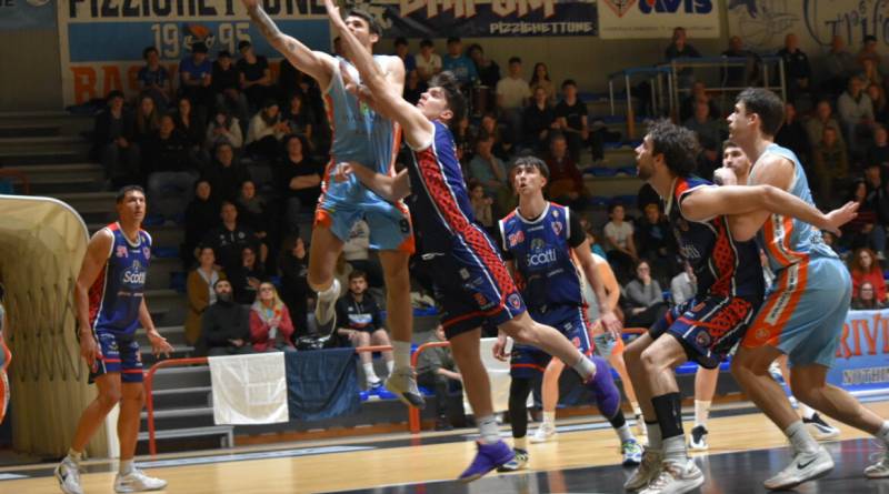 Venti di gloria per la Mazzoleni: Pizzighettone batte Pavia 88-74 