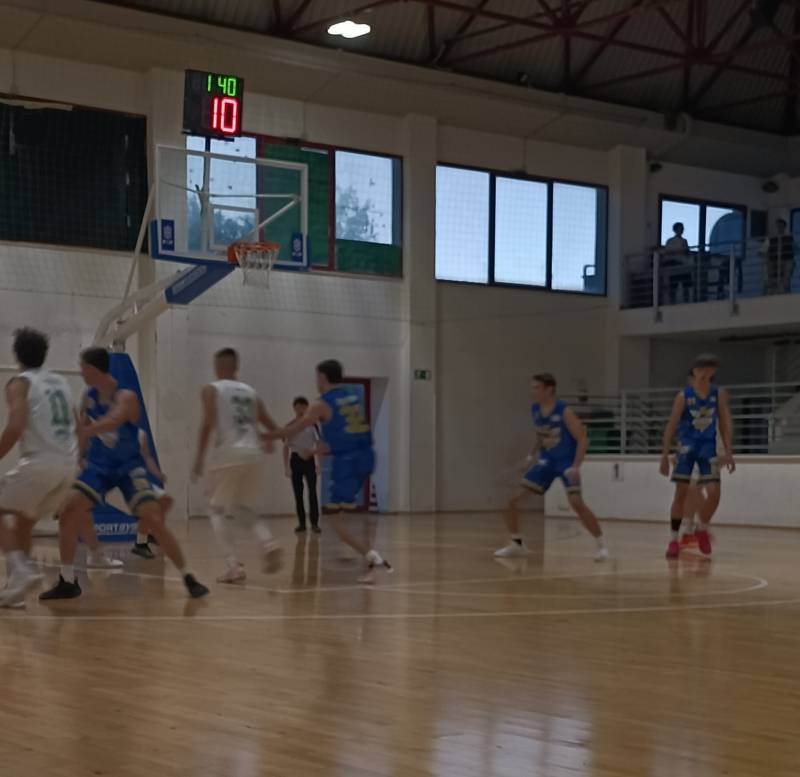 Vittoria thrilling per la Stamura nel quarto di finale di spareggio contro Union Basket Prato 