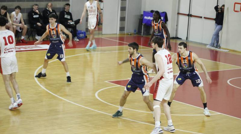 Una Mazzoleni rimaneggiata si arrende 94-91 a Varese 