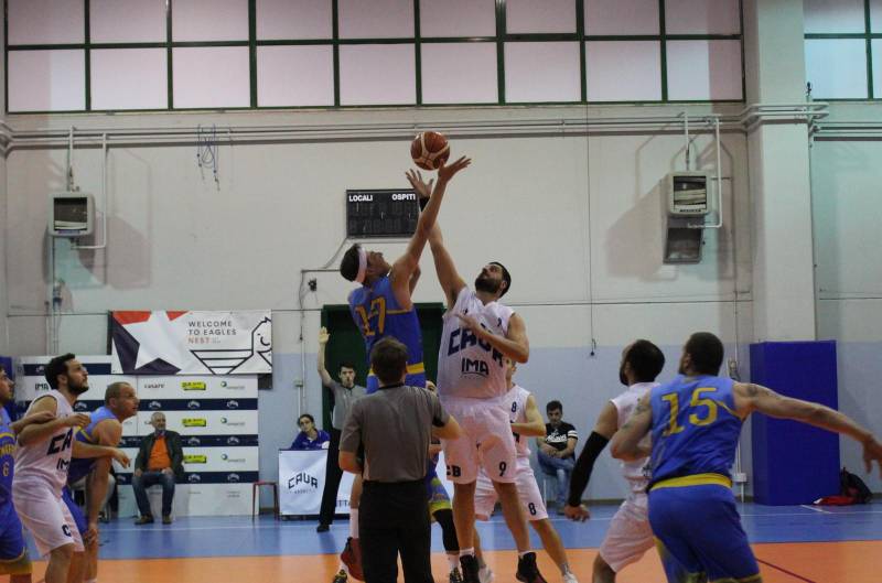 Gli Eagles si aggiudicano il primo round con Venafro. Domenica Gara 2 in casa dei molisani Gli Eagles si aggiudicano il primo round con Venafro. Domenica Gara 2 in casa dei molisani