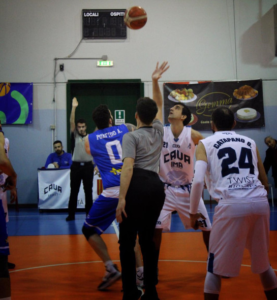 Il Cava Basket torna alla vittoria: battuta la Virtus Curti