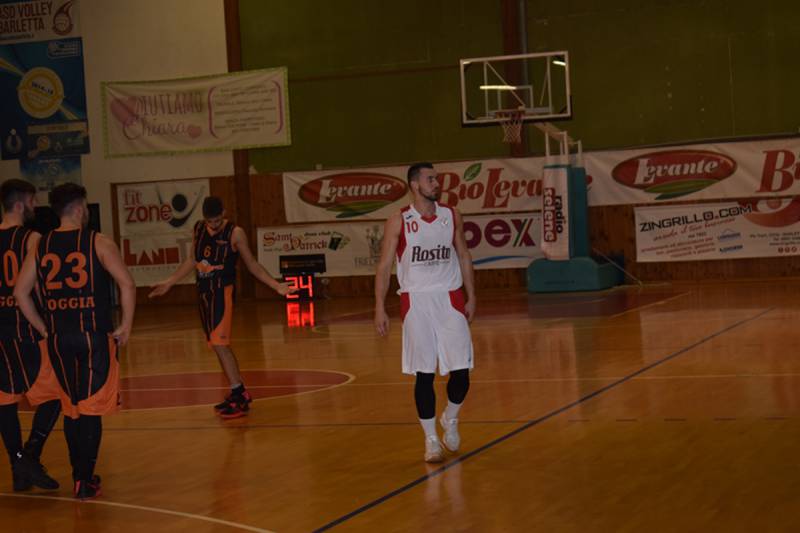 Rosito Barletta, contro la Diamond Foggia torna il sorriso: 112-80 il finale Rosito Barletta, contro la Diamond Foggia torna il sorriso: 112-80 il finale