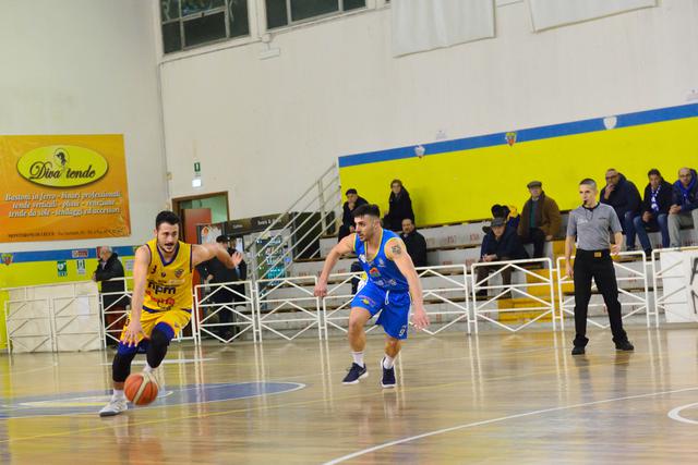 NPM: Ruggito gialloblù! I salentini battono Ostuni!