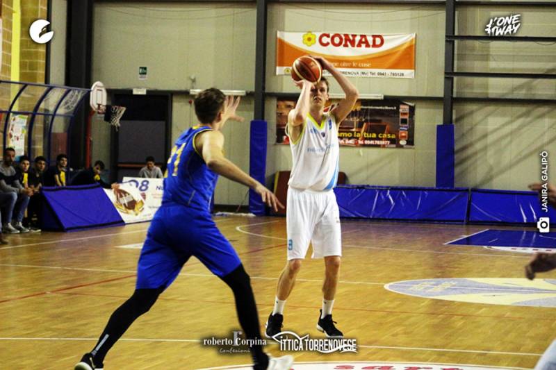 Torrenova continua a sognare: battuta Giarre, sesta vittoria consecutiva e secondo posto solitario!