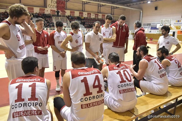La Bluenergy Group chiude la regular season con una facile vittoria contro Don Bosco