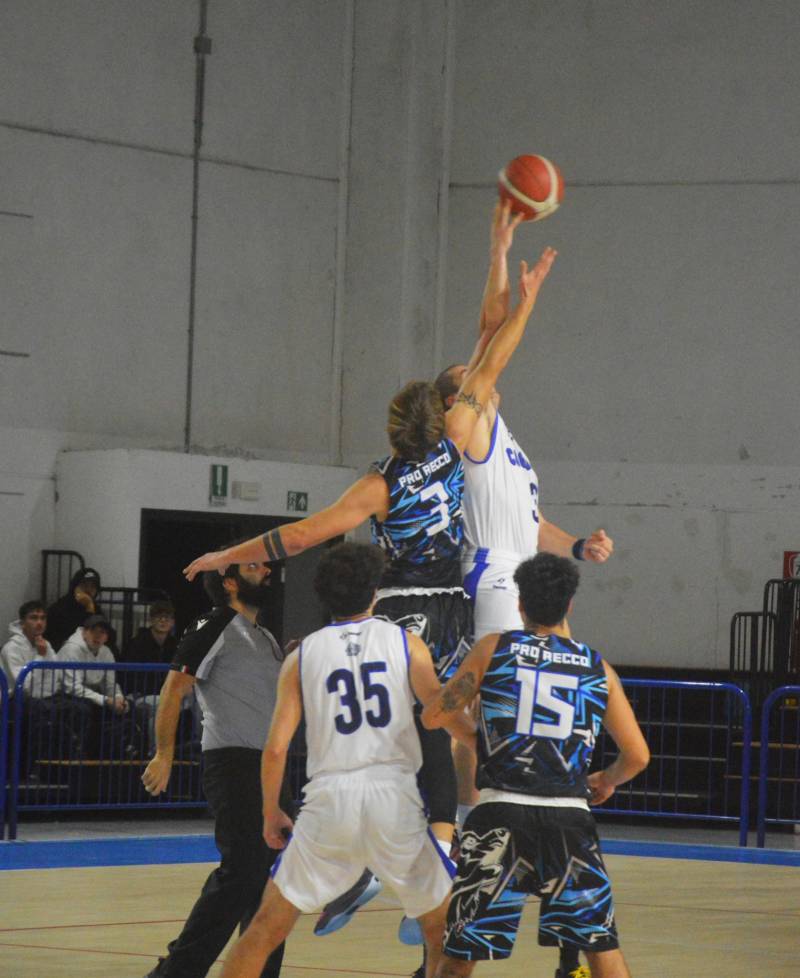 Cogoleto a due facce ma bravo a prendersi la posta in palio contro la Pro Recco, squadra neopromossa