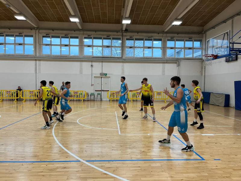 Vittoria IN TRASFERTA PER I RAGAZZI COACH DI SANNINI CONTRO PALLACANESTRO CORREGGIO