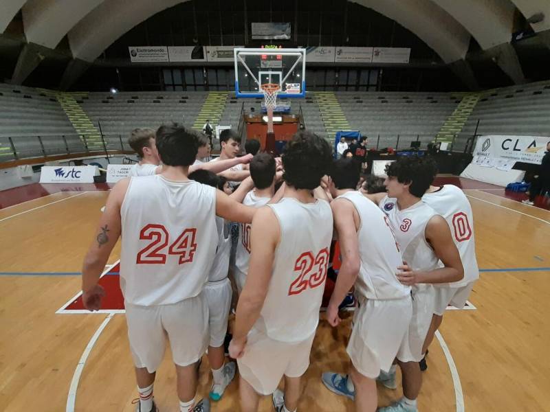 Secondo successo di fila per la Vismederi Costone: superato 78-69 il Don Bosco Livorno 