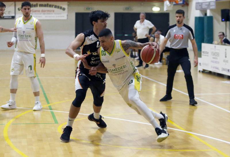 La Vismederi Costone Siena cede a Spezia sulla sirena: termina 73-76 al Palaorlandi 